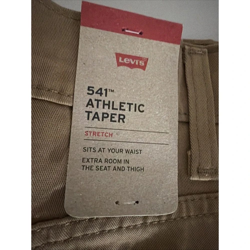 NWT Levi's 541 Men's 42x30 Athletic Fit Stretch Pants Chino Tan Brown New
